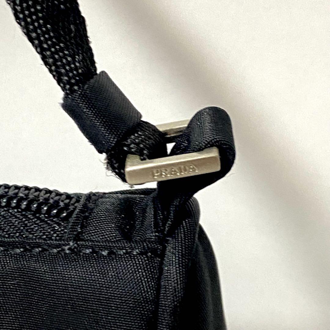 プラダ PRADA アクセサリーポーチ　ハンドバッグ　ミニバッグ　ナイロン