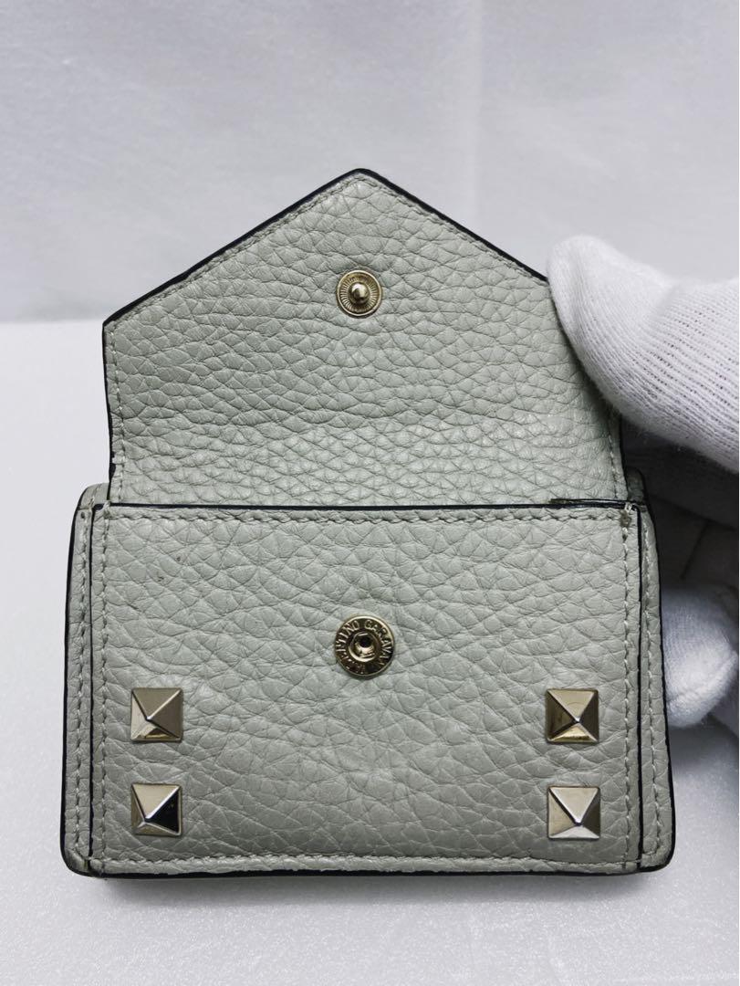 良品✨ ヴァレンティノガラヴァーニ ロックスタッズ 三つ折り財布 ロックスタッズ グレインカーフスキン 三つ折り財布 for