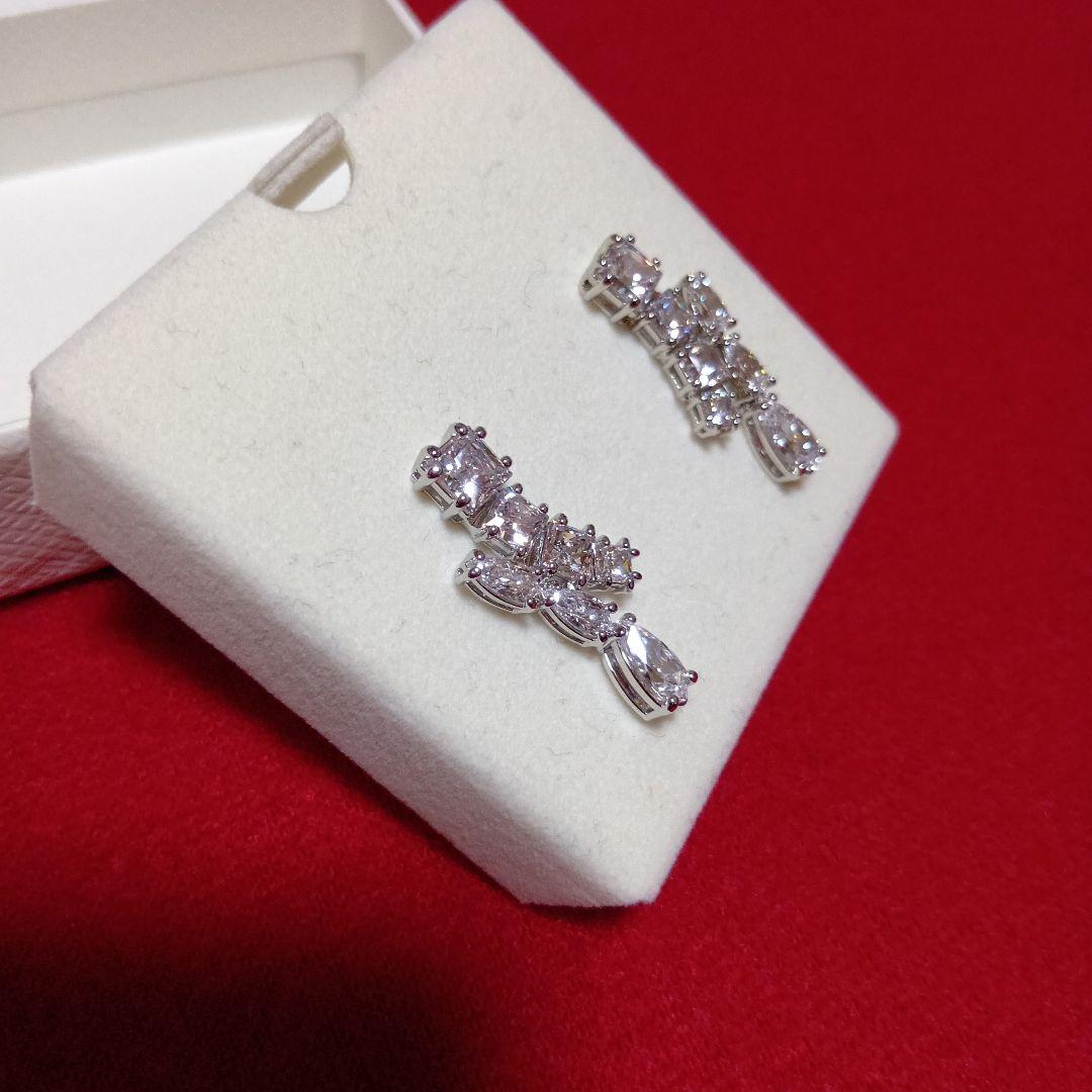 美品❣️ Swarovski シルバー ドロップピアス ギフト