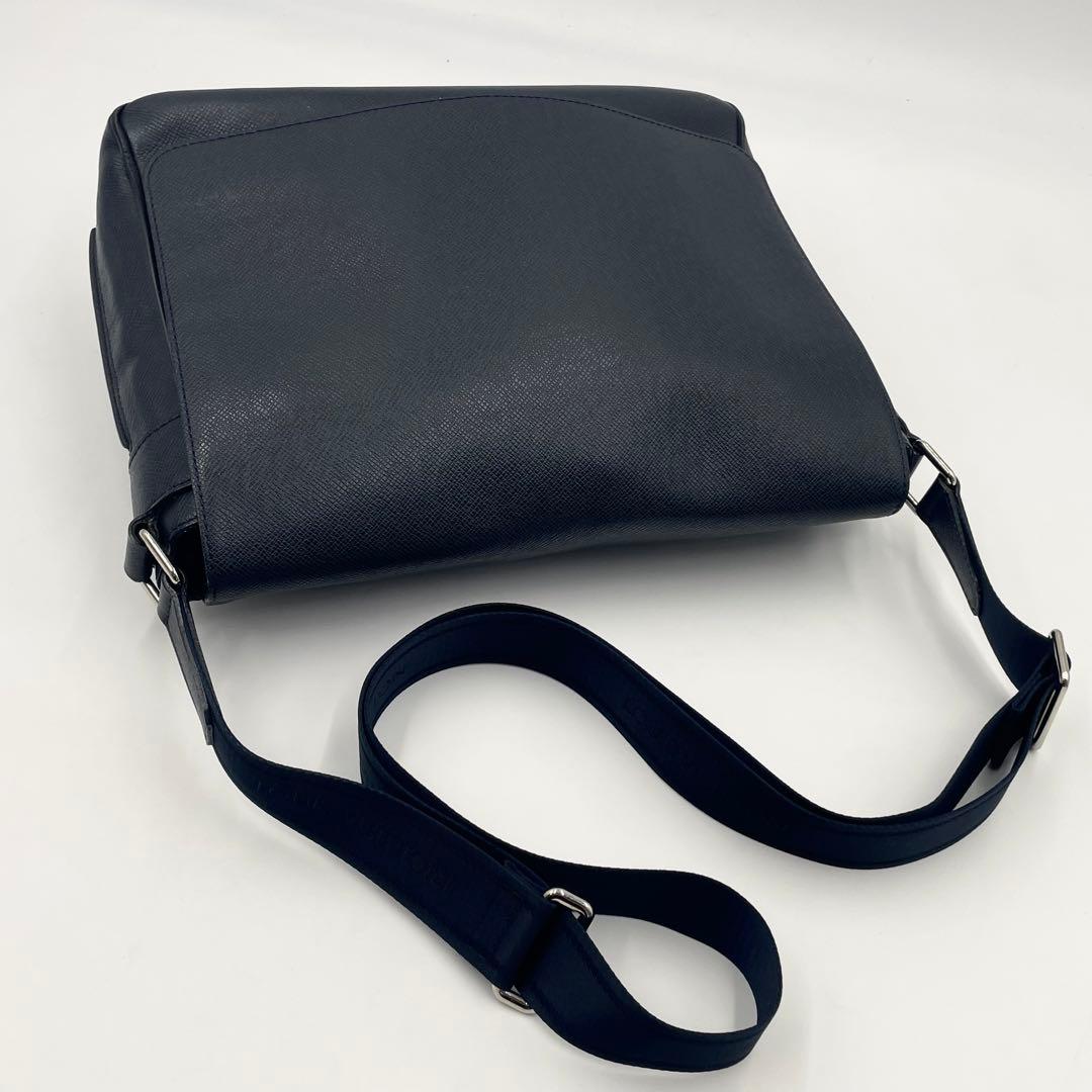 【極美品】ルイヴィトン タイガ ロマン MM ショルダーバッグ M32814