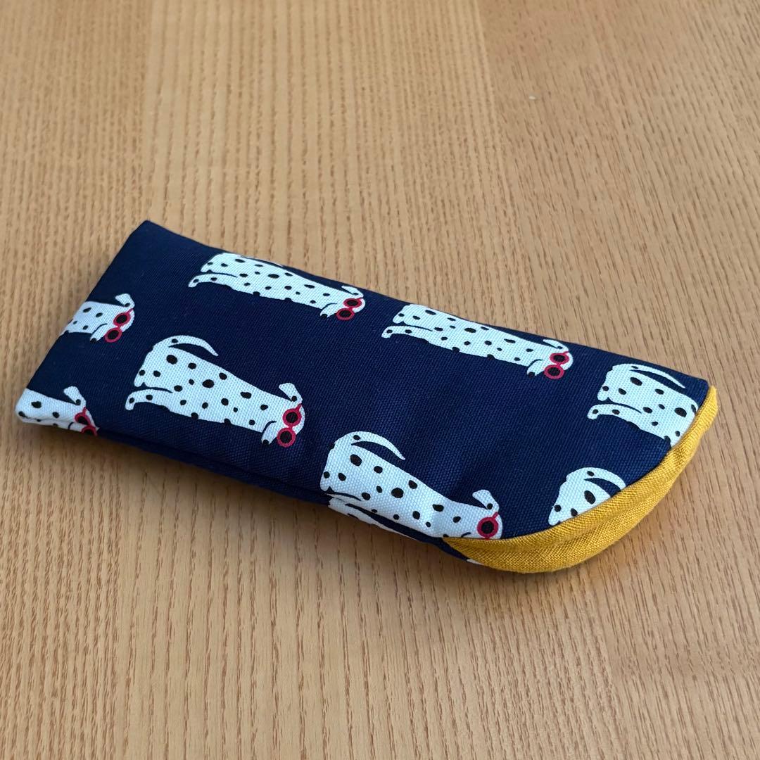 確認用　めがねケース　サングラス犬ネイビー×リネンマスタード