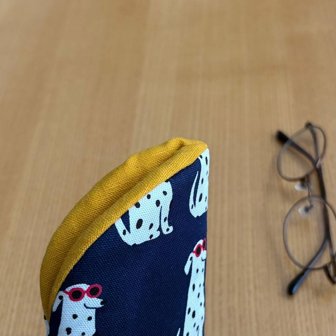 確認用　めがねケース　サングラス犬ネイビー×リネンマスタード