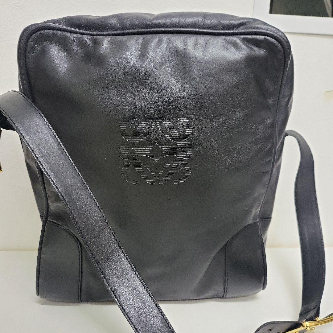 LOEWE ロエベ アナグラム ショルダーバッグ ブラック レザー