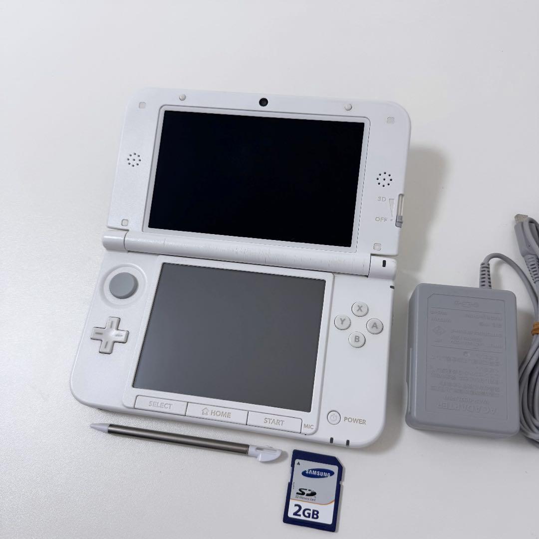 24時間以内に発送✨️ ニンテンドー3DS LL ホワイト 完動品