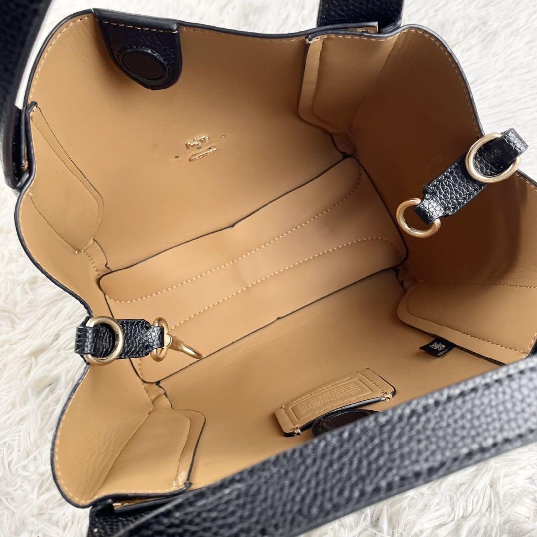 美品 コーチ レザー 2WAY ショルダーバッグ ハドリー ロゴ型押し ブラック
