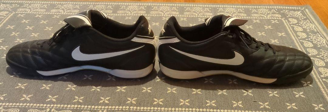 【美品】NIKE ティエンポ 2010 サッカーシューズ