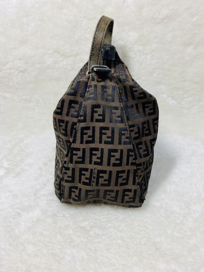 ✨人気✨FENDI アクセサリーポーチ ミニポーチ ハンドバッグ