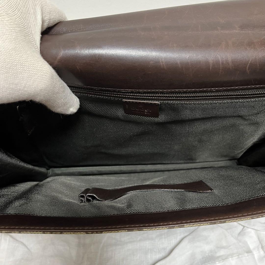 GUCCI グッチ ブリーフケース ビジネスバッグ　ハンドバッグ　バッグ　レザー