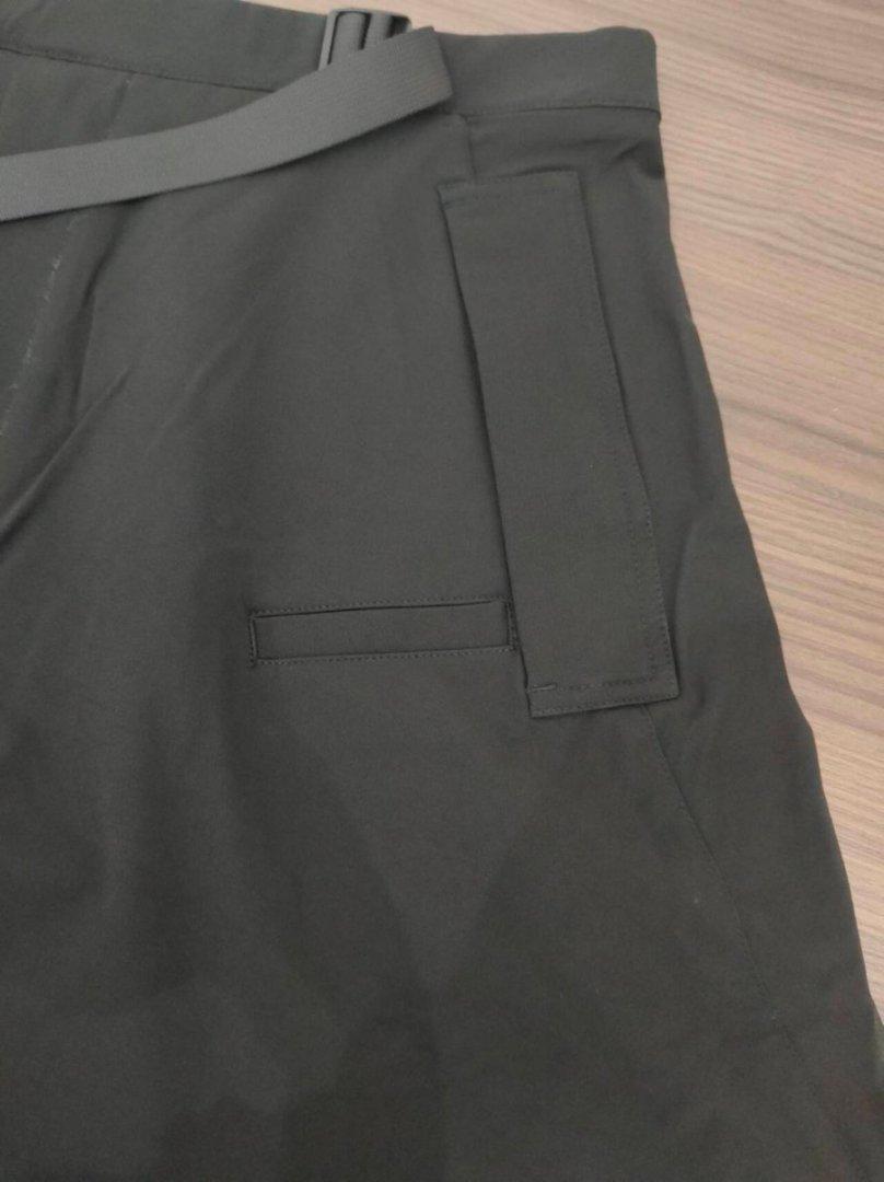 【美品】Acronym SP28-DS Shorts ショートパンツ ブラック
