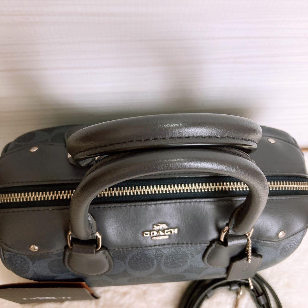 極美品COACHコーチ 2wayショルダーバッグ シグネチャー デニムカラー コーチ、爽やかなペールカラーの新作 