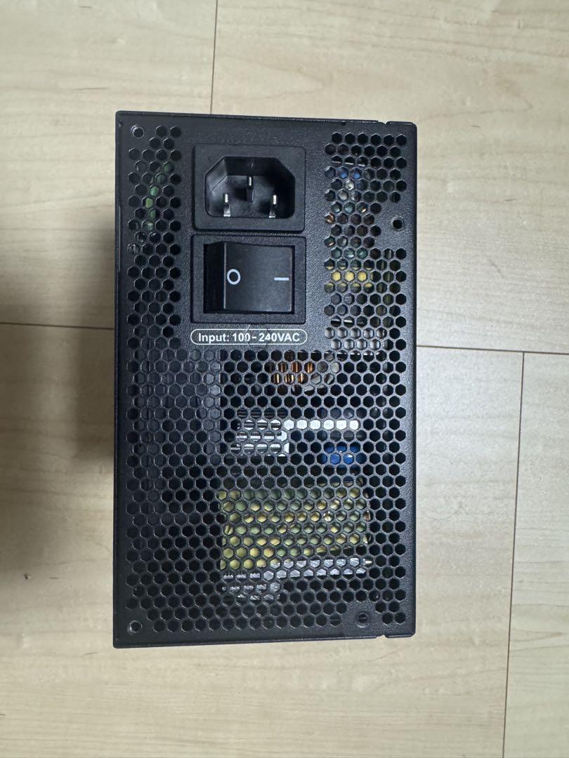 Seasonic 1050W 電源ユニット