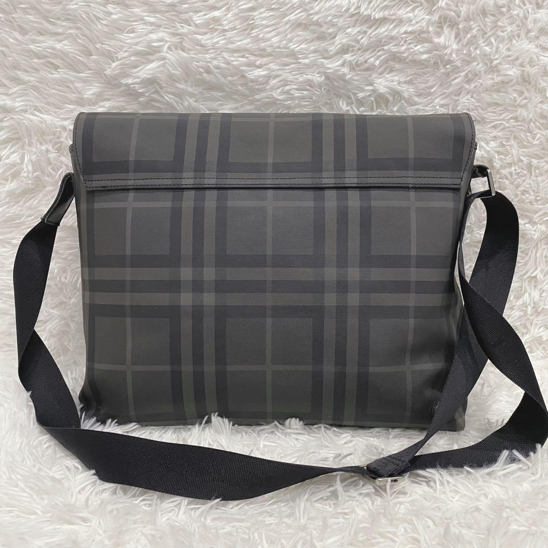 Burberry London メッセンジャーバッグ