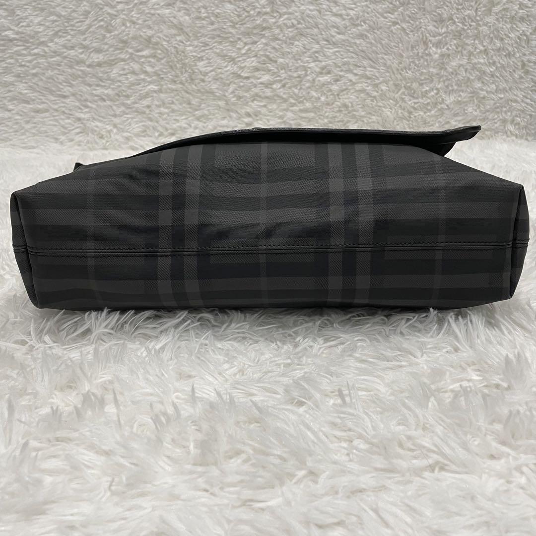 Burberry London メッセンジャーバッグ
