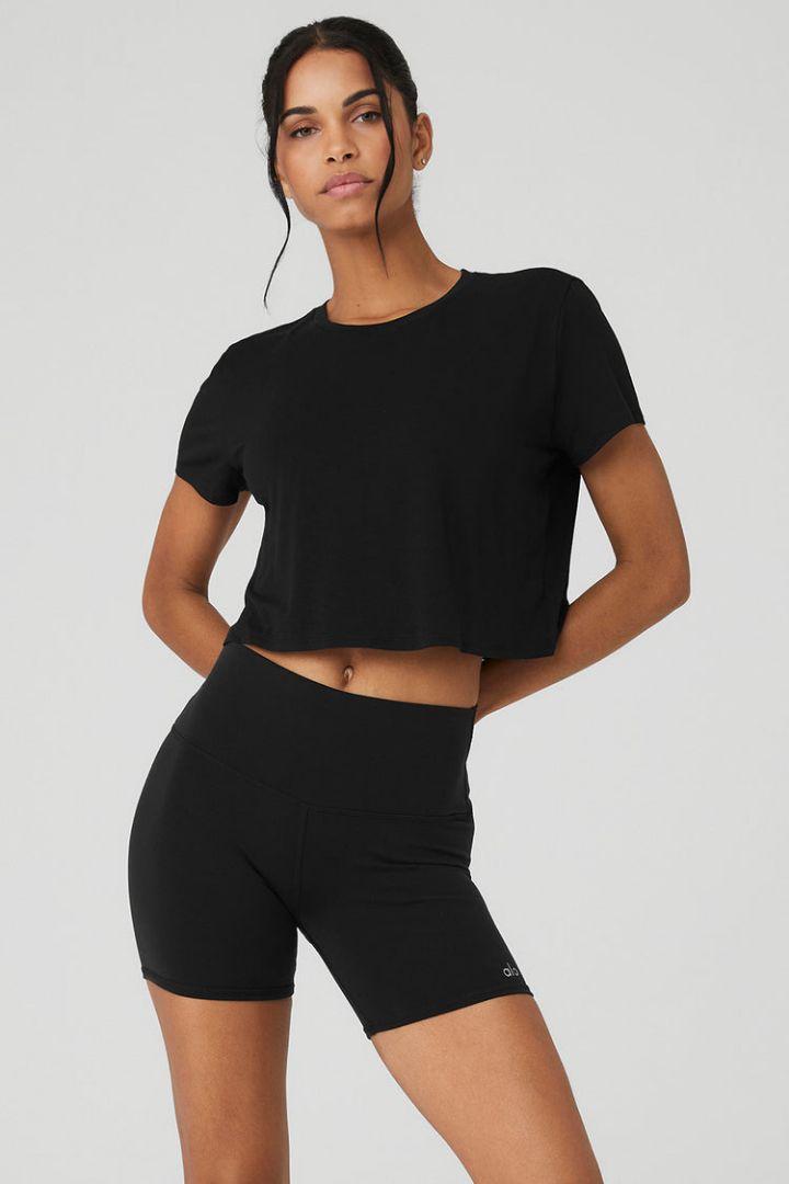 【ギフ_包装】 alo yoga トップス クロップド Tシャツ ブラック S - Tシャツ ヨガ・ピラティス