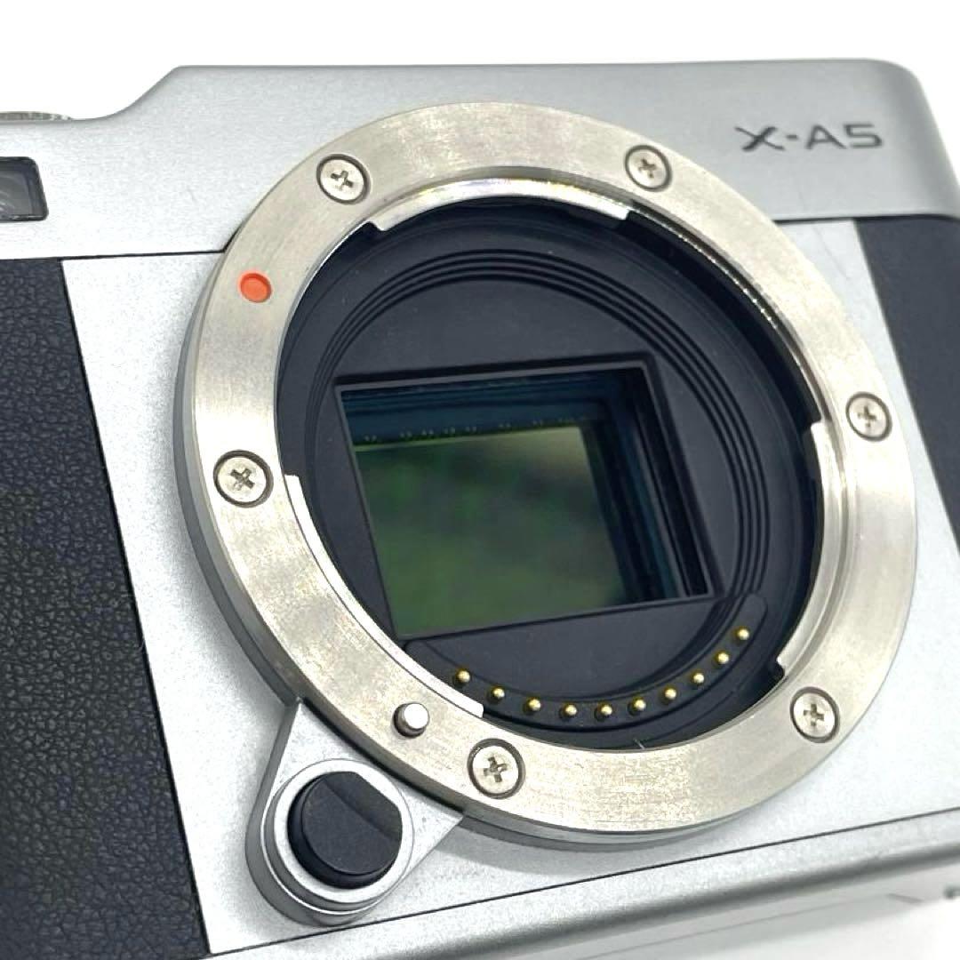 Fujifilm X-A5 ミラーレス一眼 シルバー【本体＋バッテリー付】