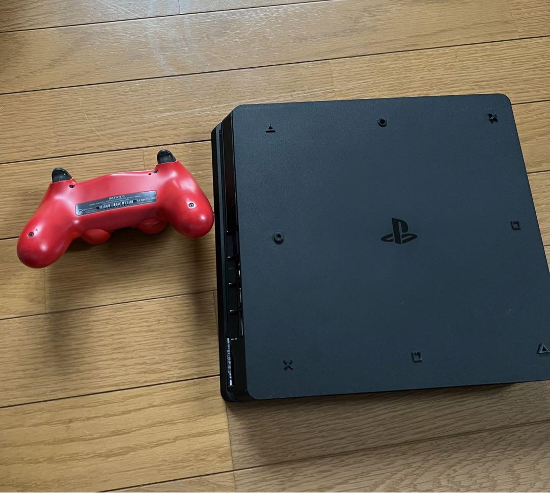 PlayStation 4 本体 赤いコントローラー付き