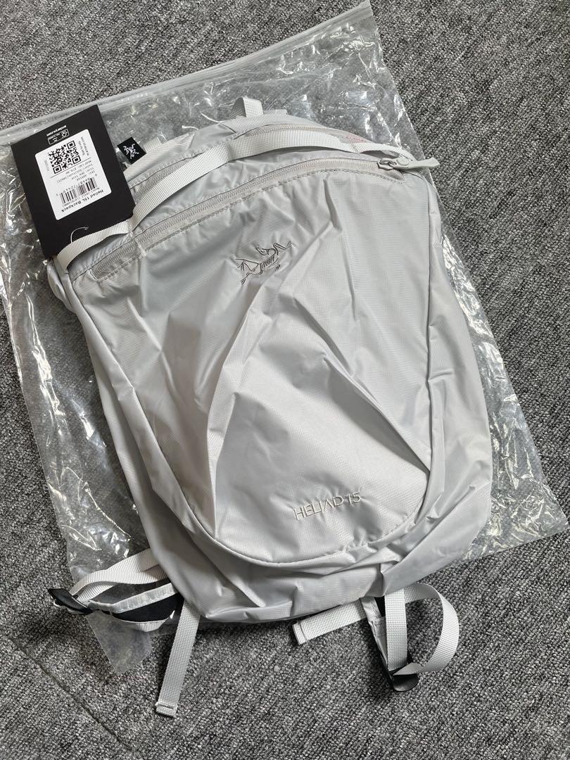 新品未使用 アークテリクス ヘリアッド ヒリアド 15L リュックバッグ　グレー