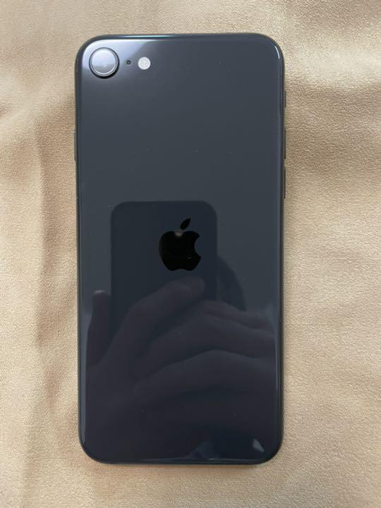 けします iPhone 128GB ブラック 超美品 qUiNF-m16499634037 SE 第2世代 ┖れなし