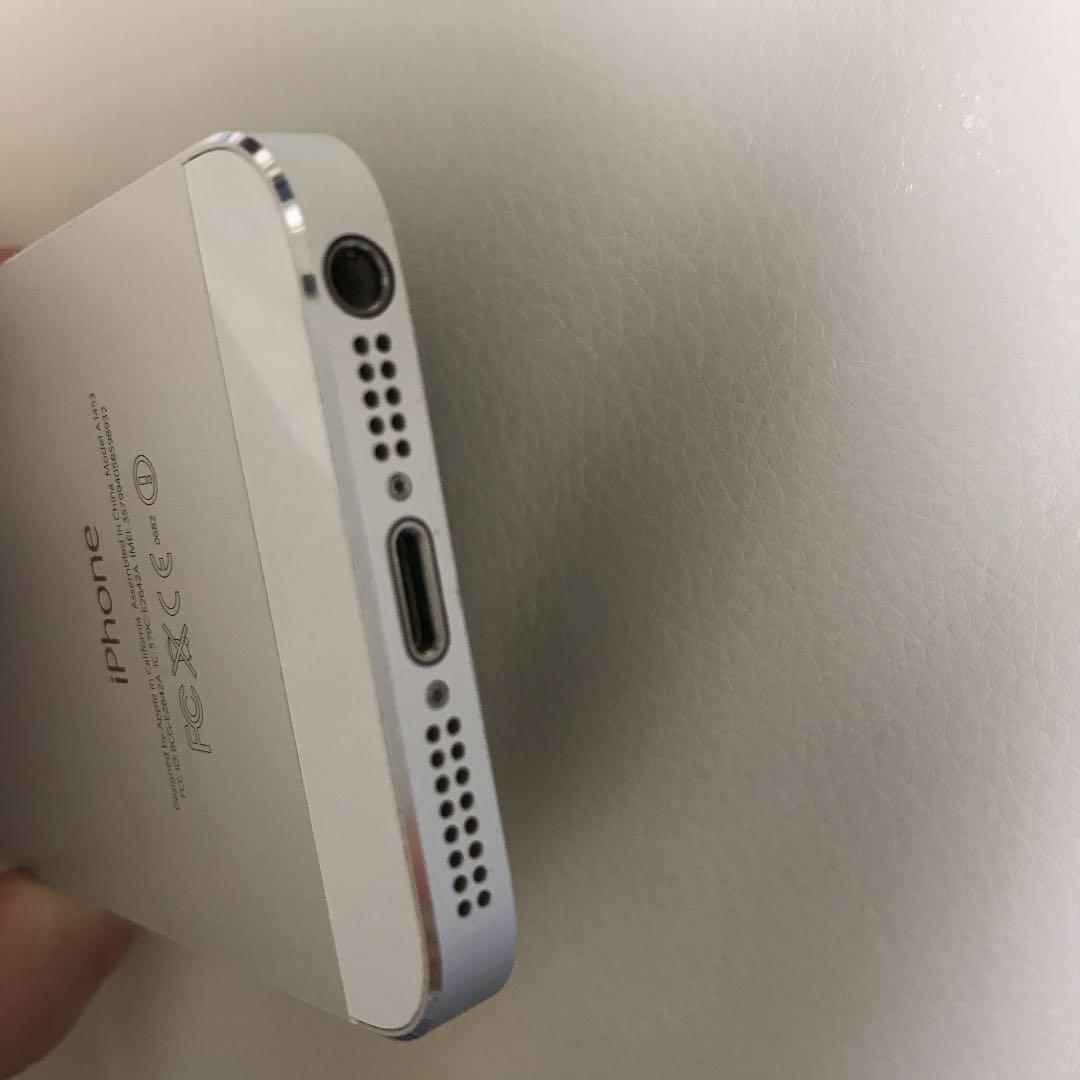 iPhone 5s Silver 64 GB au