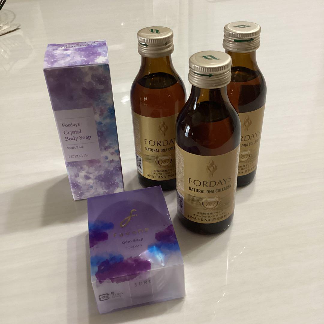 新品未使用　フォーデイズ核酸ミニドリンク&ファボンソープ&ボディソープ