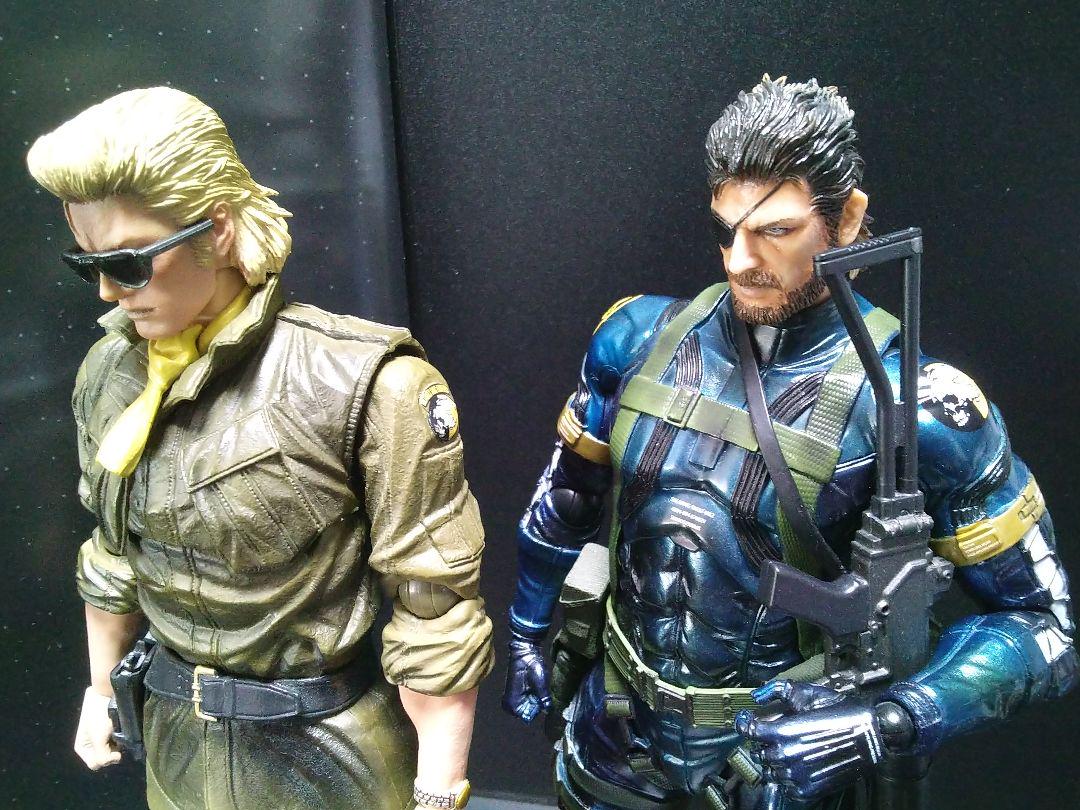 プレイアーツ　メタルギア　2体セット　箱なし　現状品　アクションフィギュア