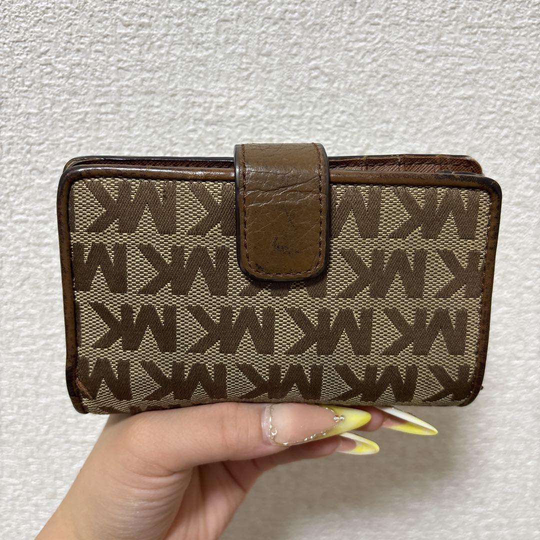 MICHAEL KORS♡二つ折り財布 MICHAEL KORS 二つ折り財布 ブラック｜Yahoo!フリマ（旧PayPay
