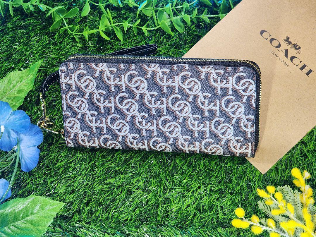 ★COACH WALLET★(コーチ長財布)