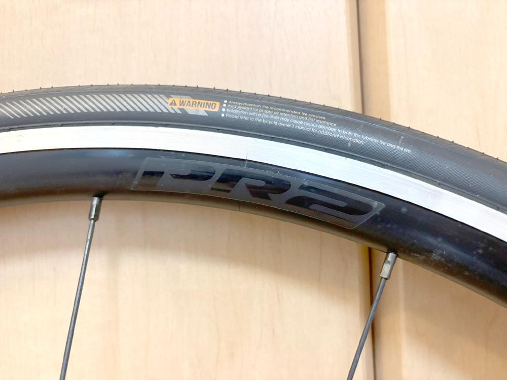 GIANT チューブレスレディホイール＆タイヤ、P-R2, GAVIA AC1
