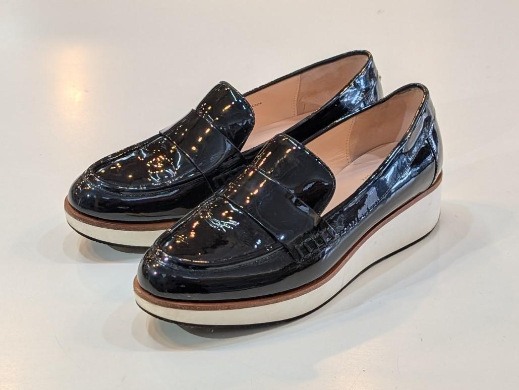 kate spade エナメル プラットフォームローファー 9M(25.5cm