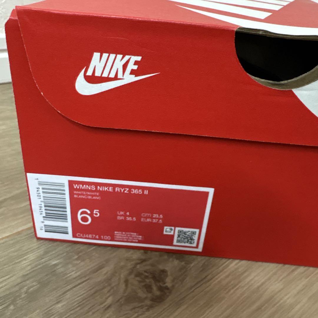 [新品未使用］NIKE RYZ365 II W RYZ365 II ホワイト