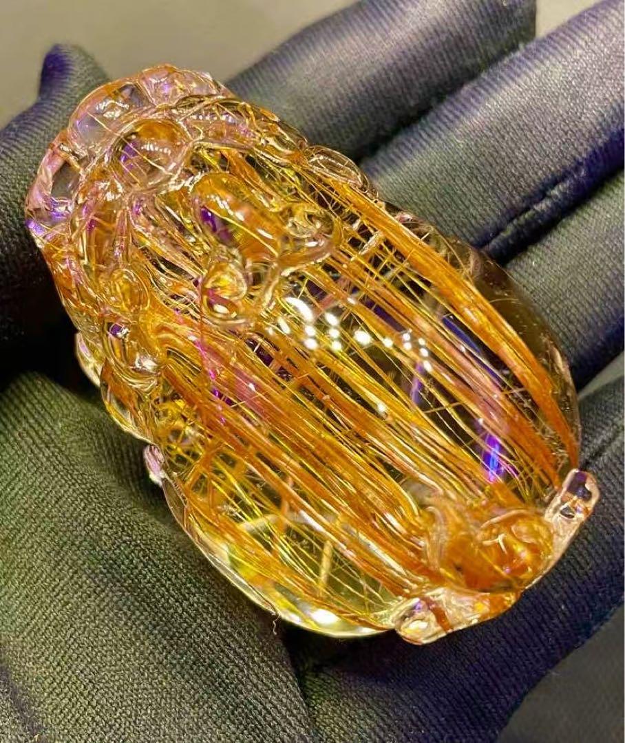 ⭐︎天然銅色ゴールドルチルクオーツ 置物 101.3g