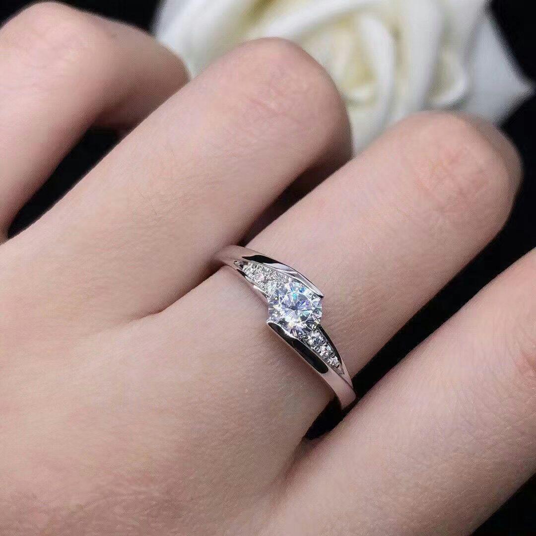 安い爆買い PT950指輪 ダイヤモンド 0.5ct プラチナ66 HShYb-m16574506754 HOT新作登場