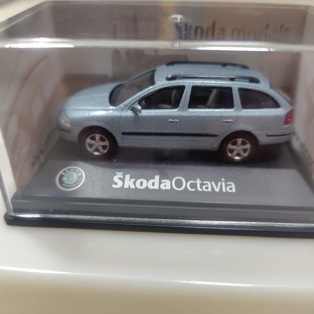 Škoda Octavia ③ ミニカー 8台セット 1/72
