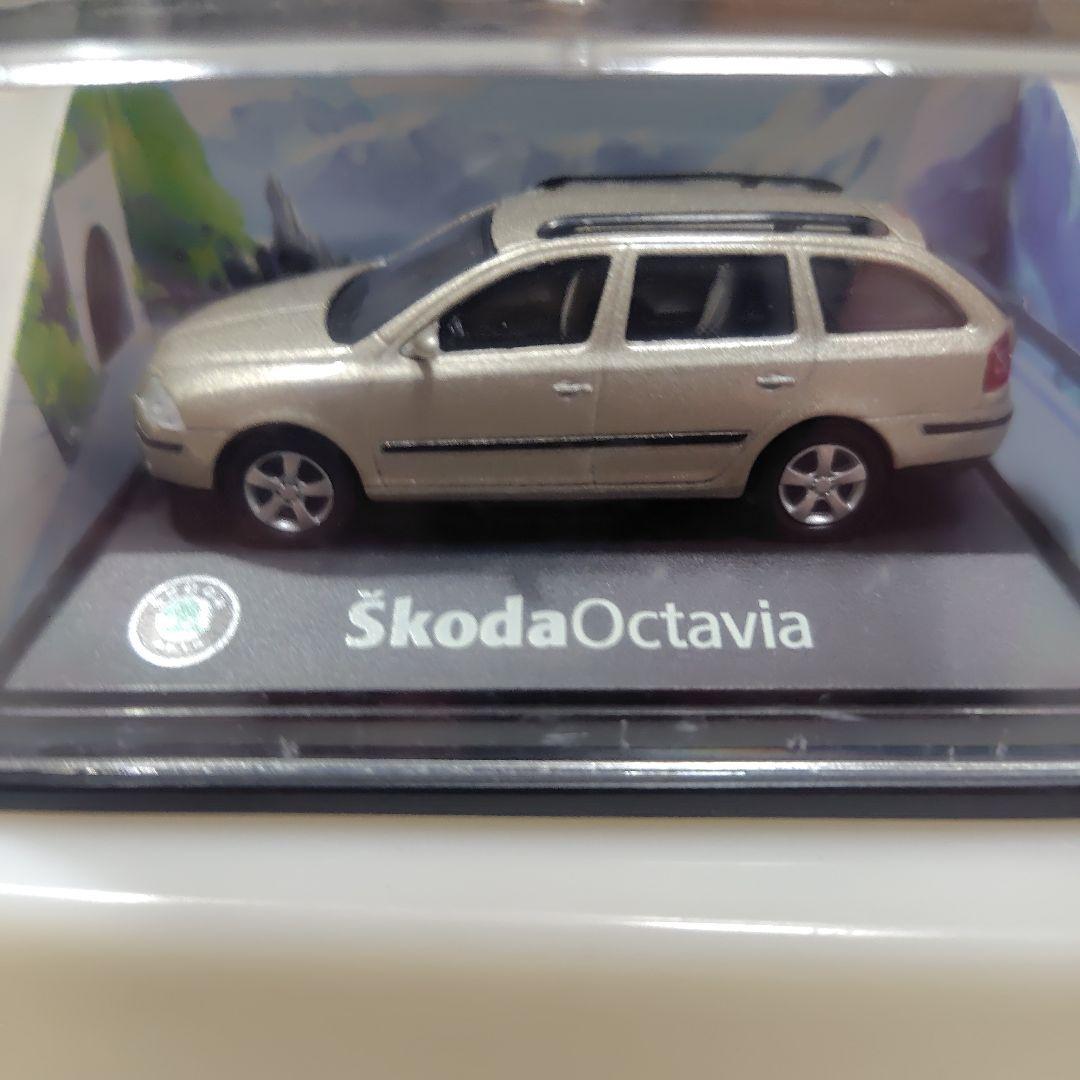 Škoda Octavia ③ ミニカー 8台セット 1/72
