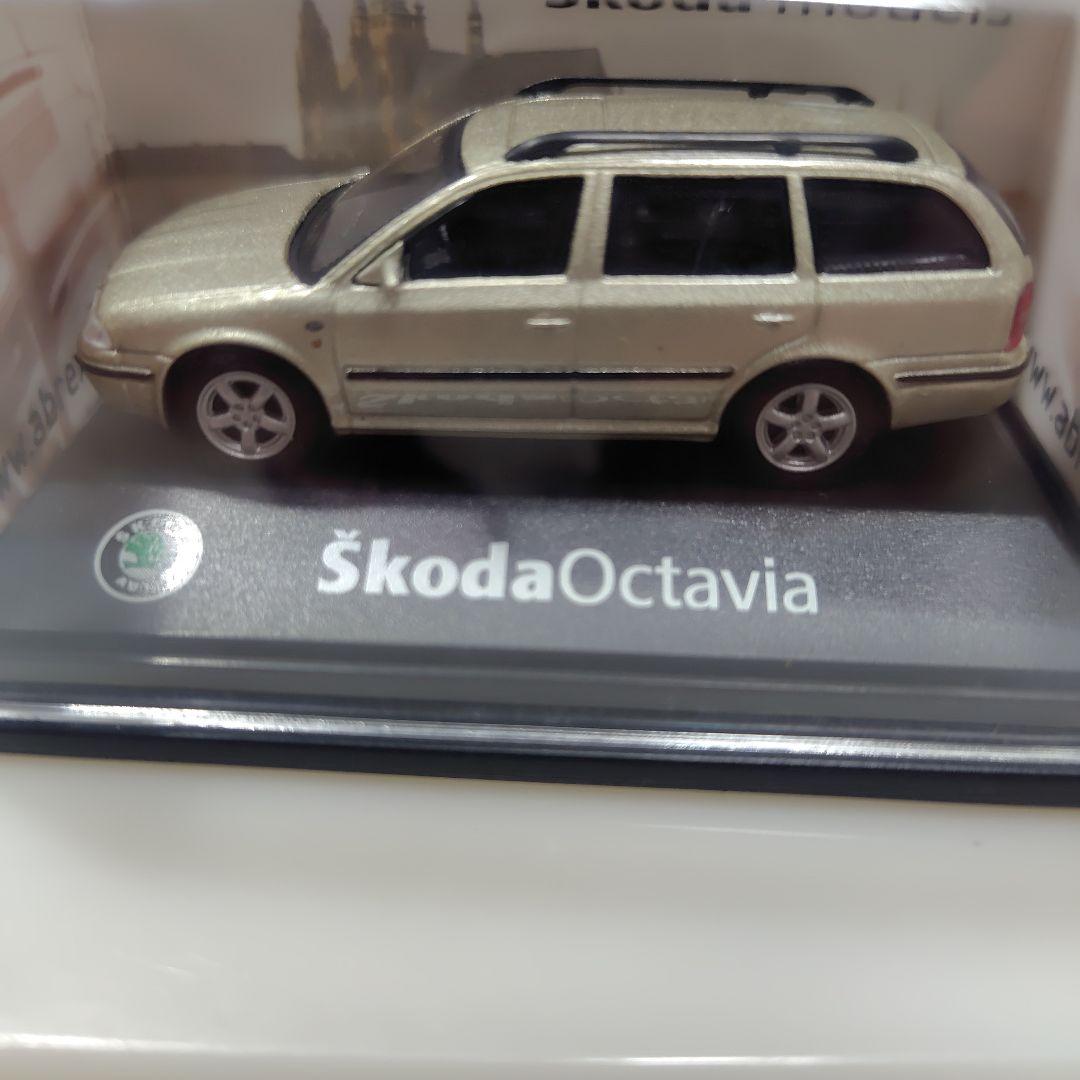 Škoda Octavia ③ ミニカー 8台セット 1/72