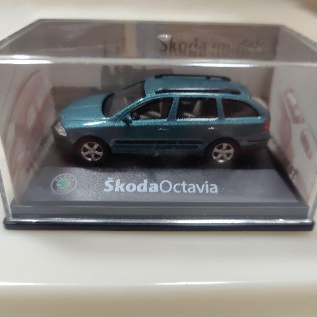 Škoda Octavia ③ ミニカー 8台セット 1/72
