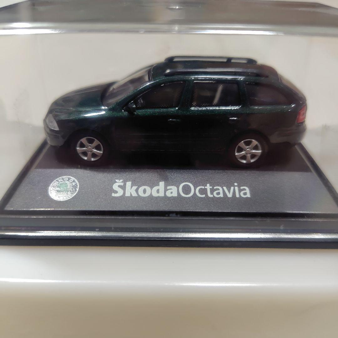 Škoda Octavia ③ ミニカー 8台セット 1/72