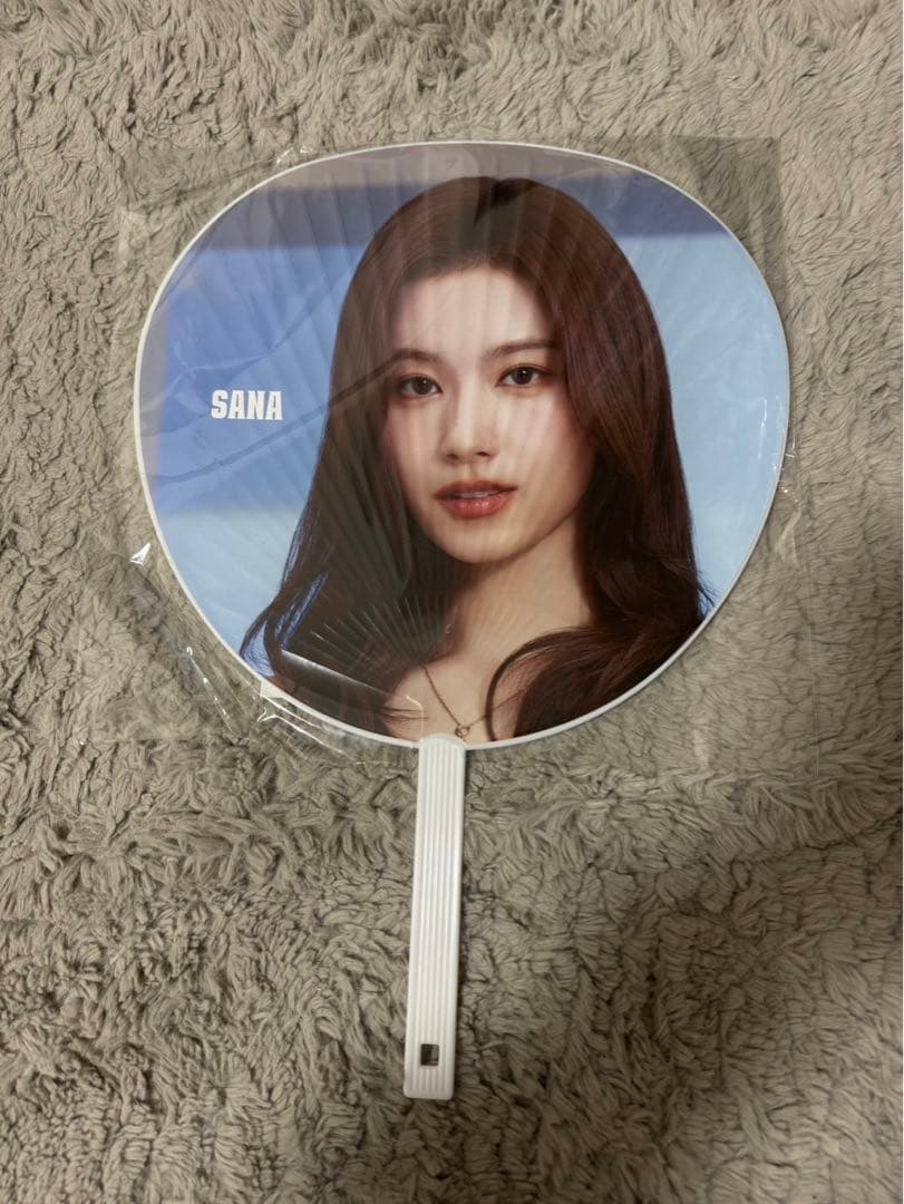 TWICE サナ うちわ - メルカリ