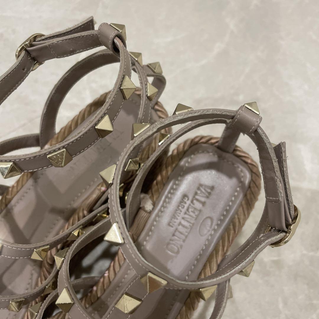 Valentino ロックスタッズ サンダル