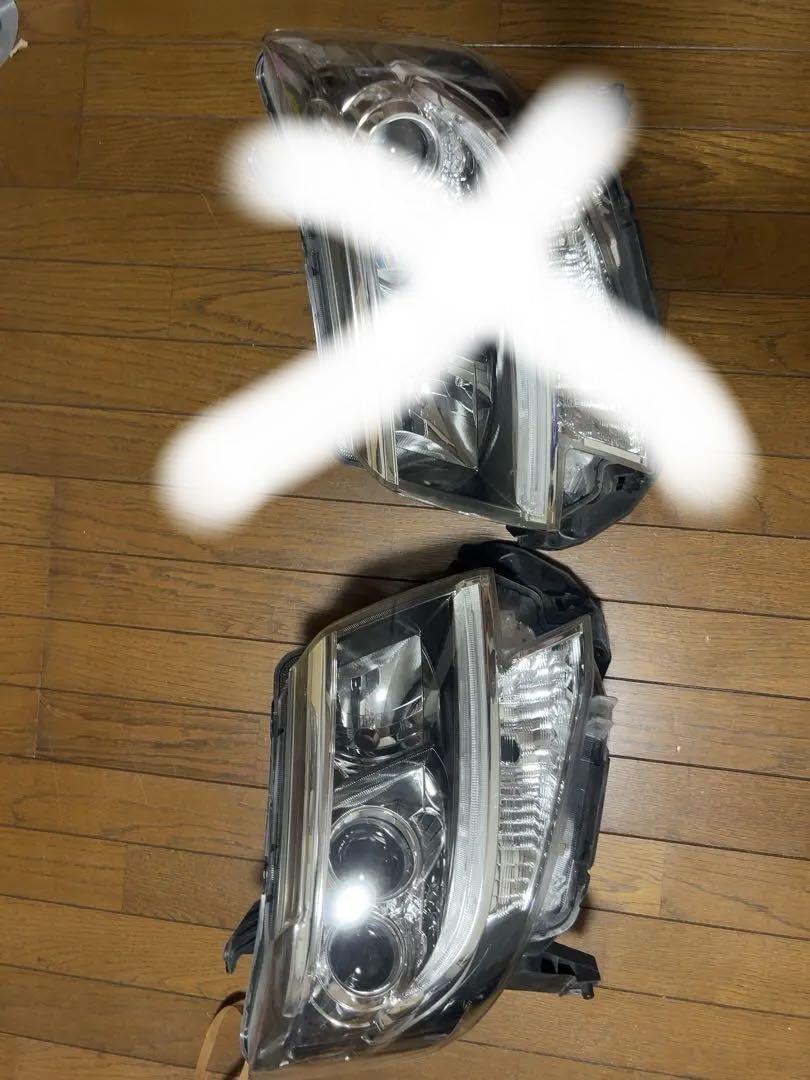 タントカスタムヘッドライト右のみ