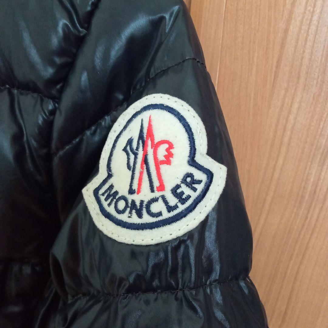 MONCLER　ダウンジャケット　小さめ