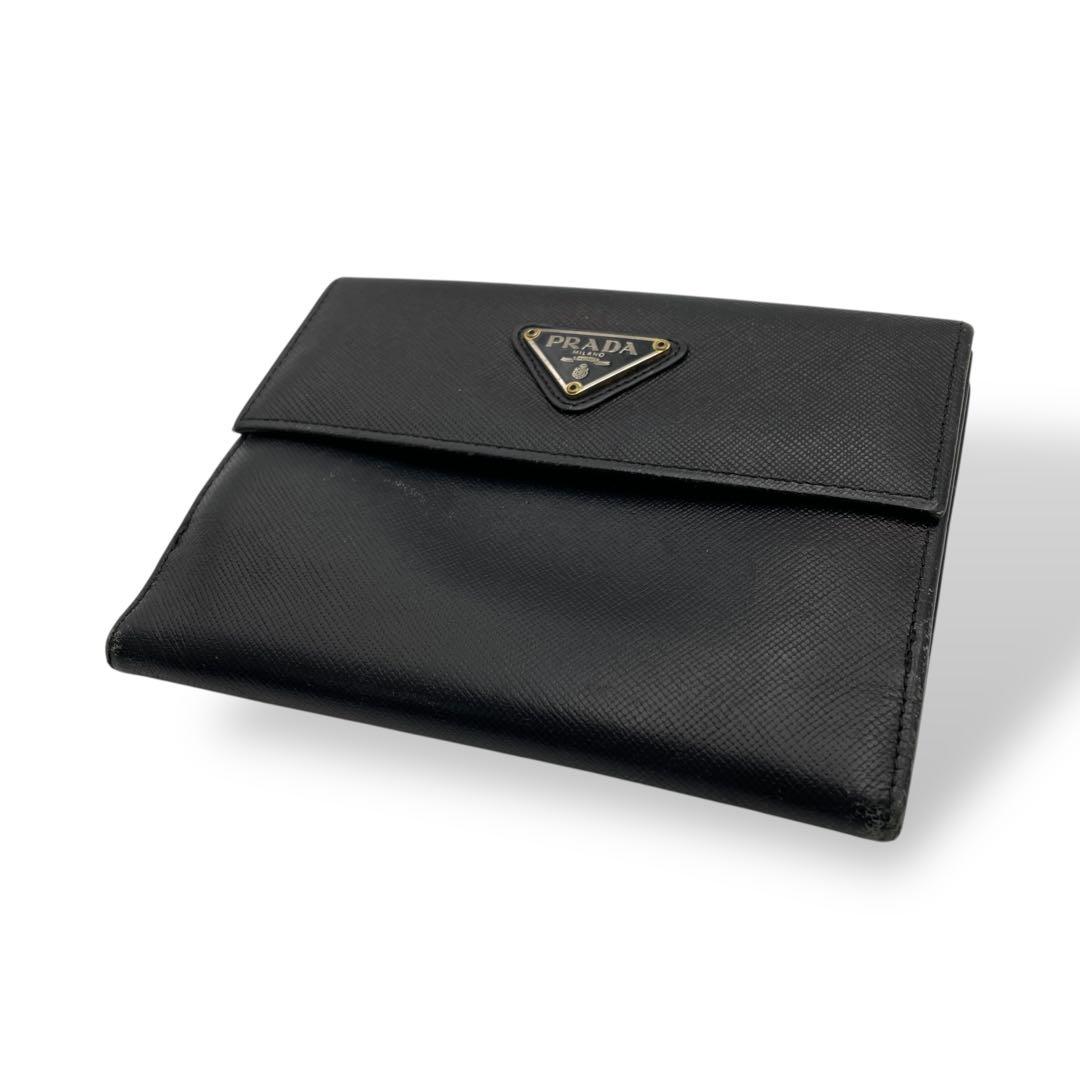 プレゼントを選ぼう！ PRADA プラダ レザー 二つ折り財布 三角ロゴ サフィアーノ 小物