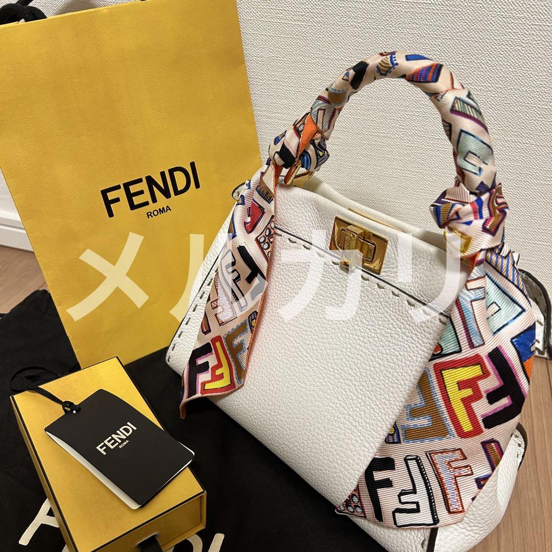 FENDI フェンディー ピーカブー ピーカブーミニ ホワイト
