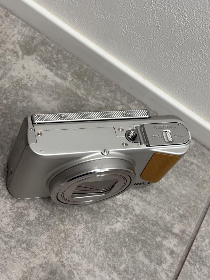 展示品 PowerShot SX740 HS シルバー PSSX740HSSL