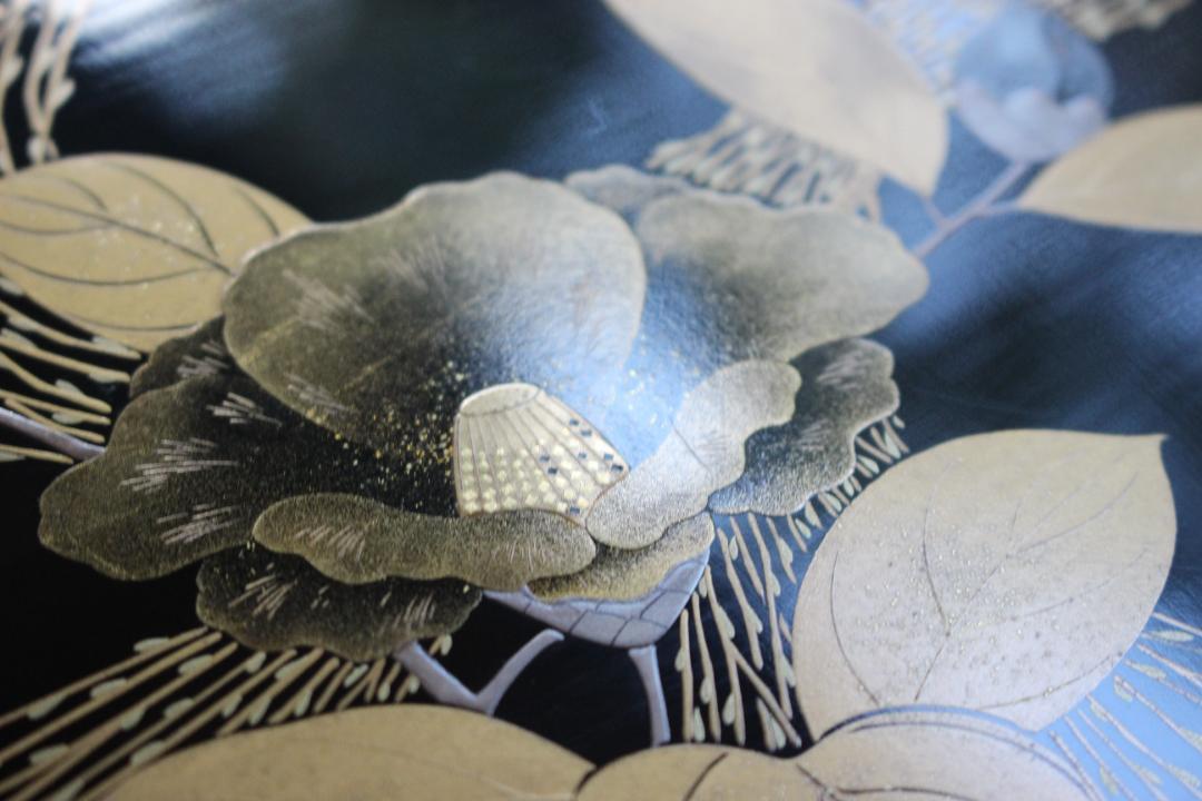小傷有！時代黒漆に極上研ぎ出し椿結び柳蒔絵の小ぶり膳（検輪島塗蒔膳お盆お膳