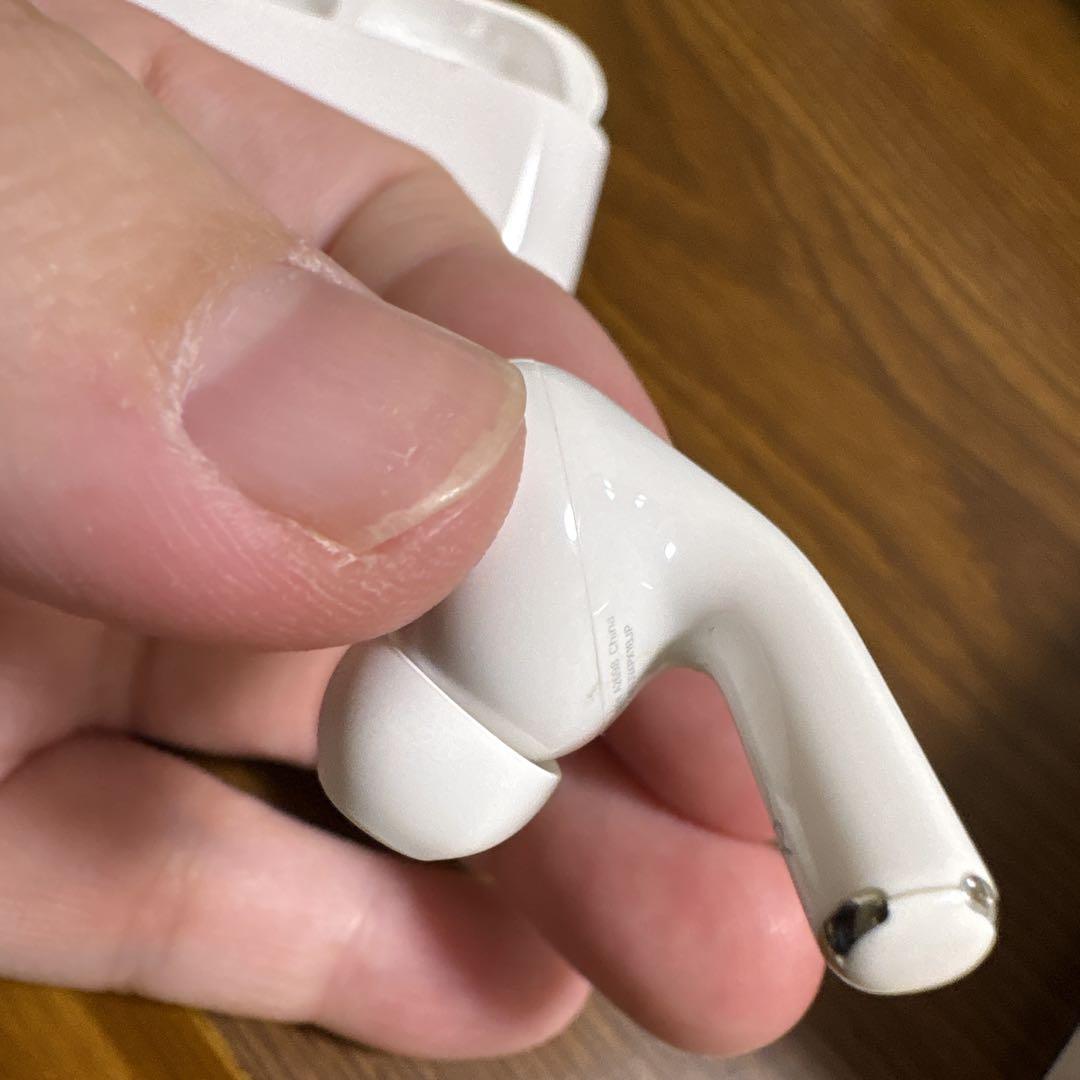 Airpods Pro 第2世代 USB-C ホワイト 充電ケース付き