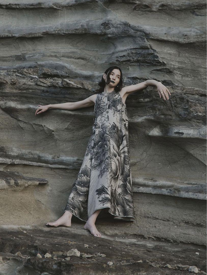 KEITAMARUYAMA × AMERI VOLUME FLARE DRES | www.innoveering.net