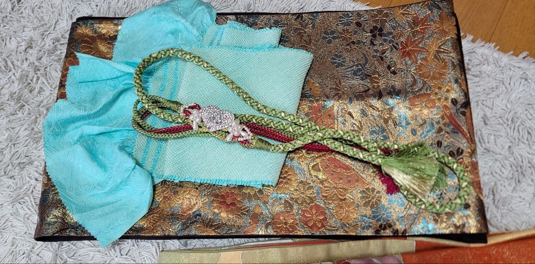 お値下げ 振袖コーディネート一式(長襦袢以外)キラキラハートの帯締め 【ZYX2039140812】(14080円)