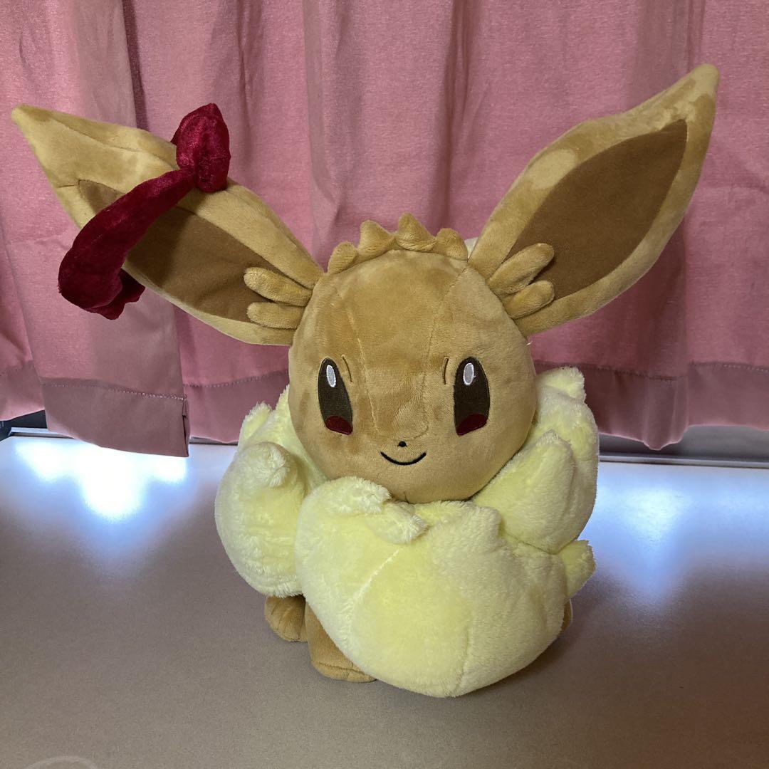 キョダイマックスイーブイ ぬいぐるみ