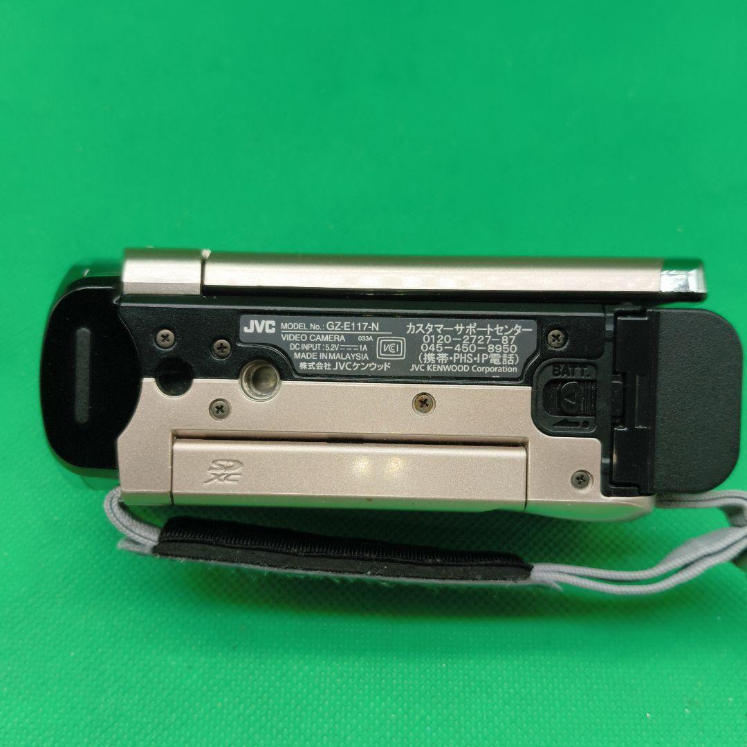 JVC Everio GZ-E117 グリーン 動作品 JVC Everio GZ-E117 グリーン 動作品 ビデオカメラ